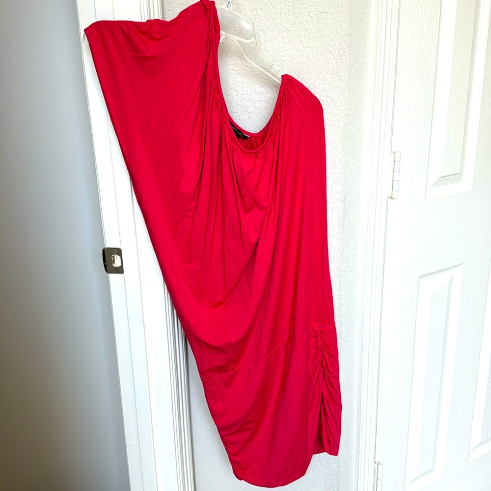 Moda sobe shoulder hot pink size XS